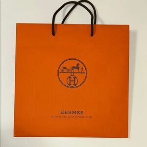Empty Hermēs shopping bag